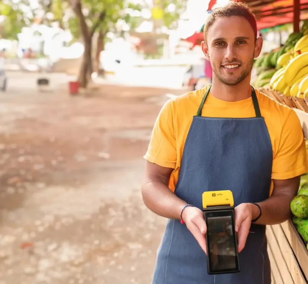 Leitor de cartões Yelly, sem metas de faturamento e sem taxas ocultas. Ideal para facilitar suas vendas diárias.